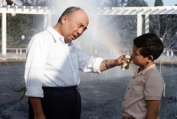 知名演員李丁:去世11年後兒子早逝,與妻子相伴57年的愛讓人淚目 知名演員李丁:去世11年後兒子早逝,與妻子相伴57年的愛讓人淚目