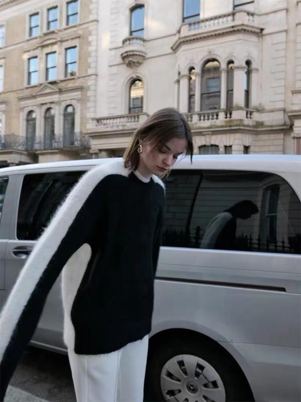 52歲的許晴竟像是25歲，和國際超模米蘭達合照竟然沒輸反將其一軍