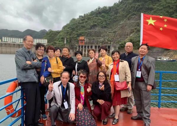 34名遊客來到安化雲臺山 34名遊客來到安化雲臺山