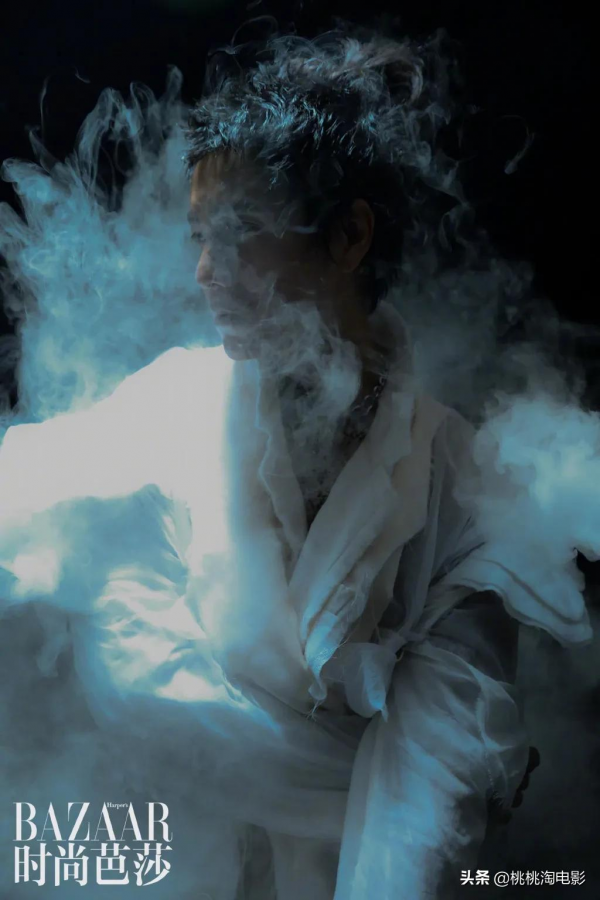 組圖:陳坤登四大刊“金九銀十”封面,不老男神風格百變 組圖:陳坤登四大刊“金九銀十”封面,不老男神風格百變