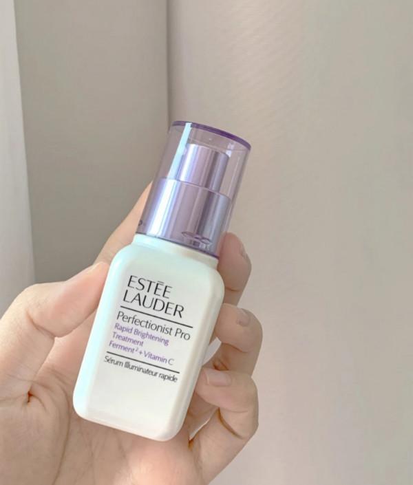 天生面板黑黃如何逆襲？5款好用的美白護膚品，讓你養出好肌膚