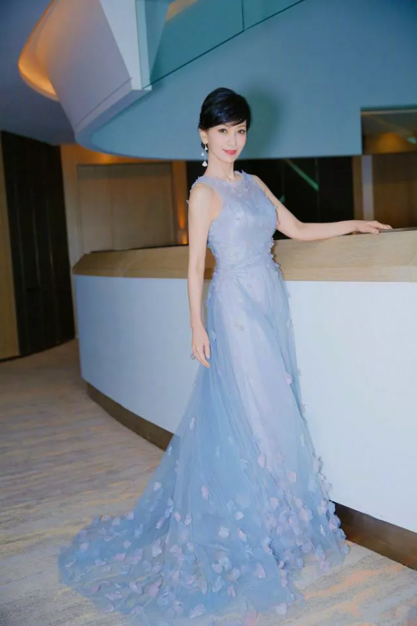 趙雅芝：優雅美麗嫵媚動人高畫質寫真集（1）後幾張是上海灘中美圖