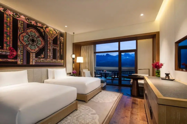 九寨溝山巔之上的頂級度假村,超值3日遊放大招,打卡秋天的童話 九寨溝山巔之上的頂級度假村,超值3日遊放大招,打卡秋天的童話