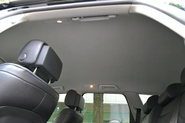 3.0T+8AT+四驅的二手大眾途銳,23.68萬唾手可得 3.0T+8AT+四驅的二手大眾途銳,23.68萬唾手可得