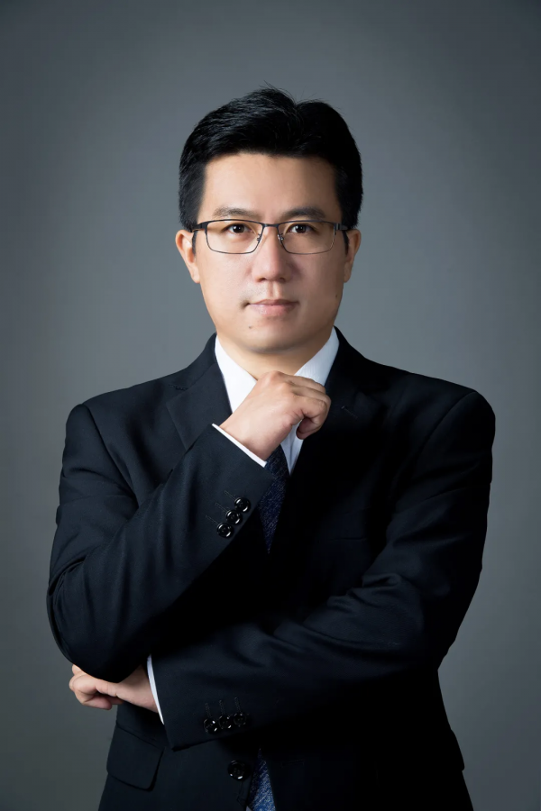 程遠：助推我國新能源汽車行業創新驅動發展