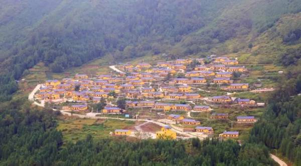 新老成昆線：相隔50年，共同改寫這座小涼山縣城的命運