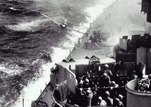 瘋狂叫嚷“一億玉碎”，若盟軍真的在日本登陸，日軍能堅持多久？