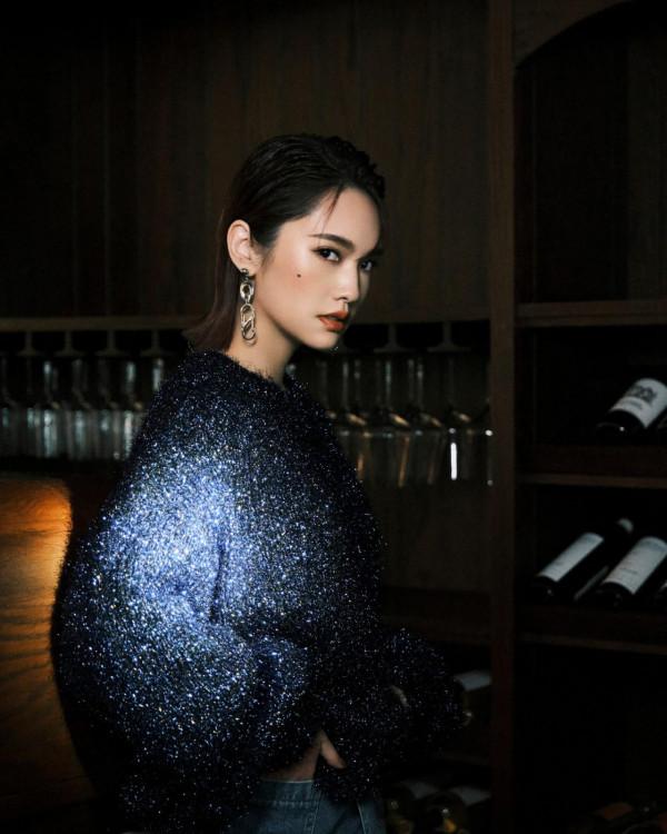 李榮浩老婆真好看，可甜可鹹，時而很可愛，時而那麼酷