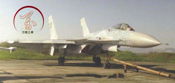 48架對288架,中國殲-15戰鬥機和美國FA-18E/F戰鬥機作戰能力對比 48架對288架,中國殲-15戰鬥機和美國FA-18E/F戰鬥機作戰能力對比