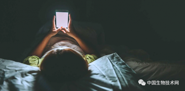 心臟：我命由&OpenCurlyDoubleQuote;天&rdquo;不由人！科學家發現熬夜導致心臟病的因果聯絡