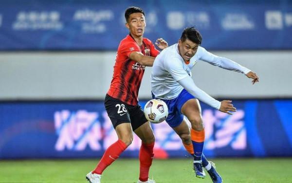 給山東泰山的首發球員打個分