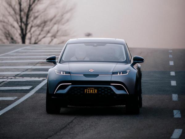 寶馬設計師菲斯克，07年涉嫌剽竊特斯拉開公司被起訴，如今怎樣？