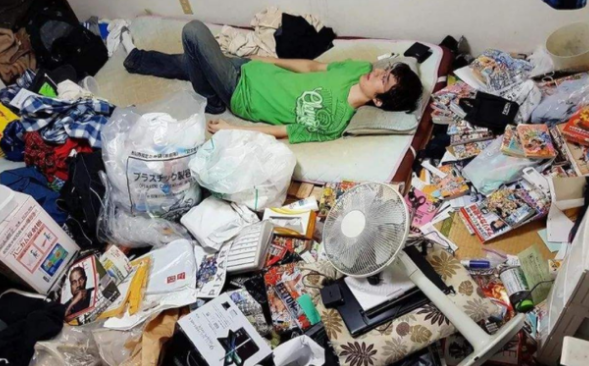 日本死宅有多嚴重?超100萬人不孕育在家啃老,還有遭父母殺害 日本死宅有多嚴重?超100萬人不孕育在家啃老,還有遭父母殺害