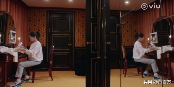 帶貨女王迴歸，盤點宋慧喬《現正分手中》造型，白領也能複製