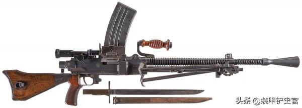 《長津湖》七連武器“萬國牌”,8種槍6種彈,是事實還是錯誤? 《長津湖》七連武器“萬國牌”,8種槍6種彈,是事實還是錯誤?
