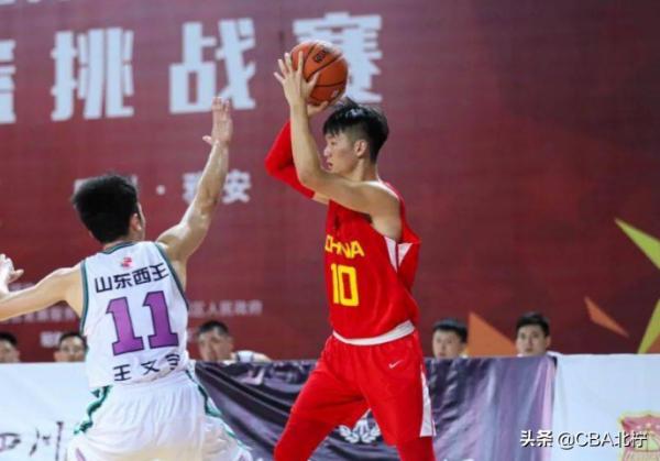 CBA三訊息：四川狂籤五位新援，孫浩欽獨砍21分，廣東隊58分大勝