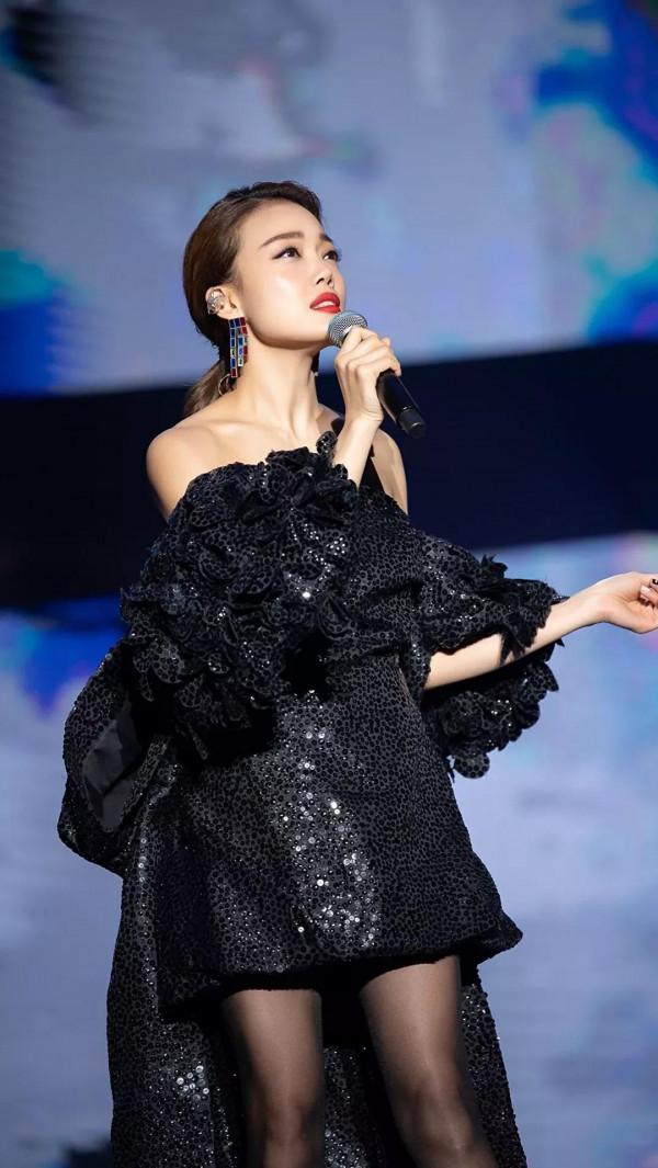 容祖兒，驚豔全場，魅力四射