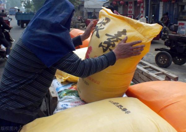 村子裡被收走的尿究竟用在了什麼地方