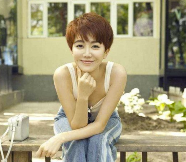 孝順的姜妍:紅了不忘本,給父親做生日蛋糕,感激乾媽宋丹丹 孝順的姜妍:紅了不忘本,給父親做生日蛋糕,感激乾媽宋丹丹