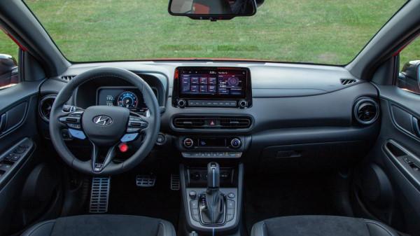 伊蘭特N即將入華，另一款海外昂希諾N值得等嗎？海外試駕KONA N