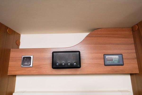 妥妥的進口車，多種佈局風格隨意發揮，朗宸T60環形沙發版房車