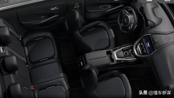 豪華買添越，運動買Urus，那既要豪華也要運動呢？