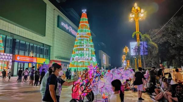 寮國聖誕節氣氛拉滿
