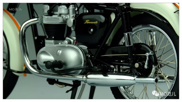 已經60歲了，還依然那麼年輕