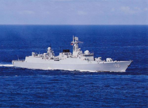 2001年南海撞機時中國海空裝備如此落後 空軍二代機 艦艇靠火炮防空 2001年南海撞機時中國海空裝備如此落後 空軍二代機 艦艇靠火炮防空