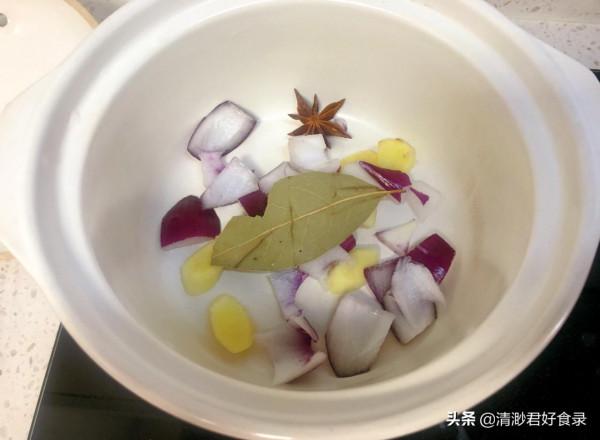 82歲奶奶用“長壽豆”燉豬蹄，教我不要亂加調料，吃一次忘不了