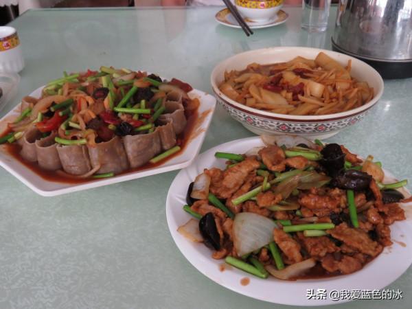 到平遙住下來，第一件事是趕緊吃午飯