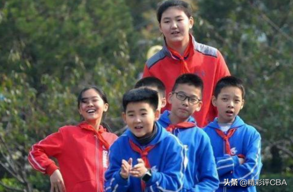 女版姚明又長高了,14歲2米27,鞏曉彬開小灶,未來有望稱霸亞洲 女版姚明又長高了,14歲2米27,鞏曉彬開小灶,未來有望稱霸亞洲