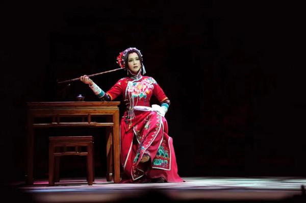 “大女主”劉曉慶：演賽金花分不清演角色還是演自己