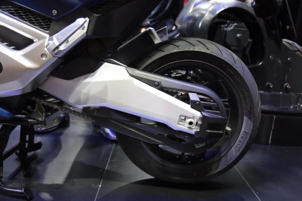 當NSS350遇上NSS750,都是大踏板,區別有點大 當NSS350遇上NSS750,都是大踏板,區別有點大