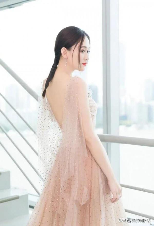 陳喬恩驚豔美圖，根本不像四十多歲