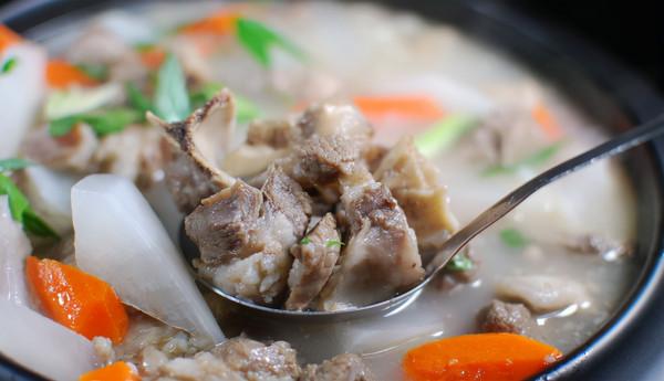 吃羊肉可以養胃嗎?醫生提示:秋後養胃,可多吃這3種肉食 吃羊肉可以養胃嗎?醫生提示:秋後養胃,可多吃這3種肉食