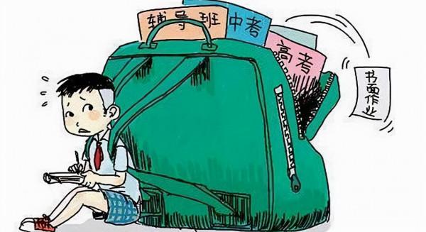 教育部表示家長大量囤積教輔教材沒必要擔心，但現實真的如此麼？