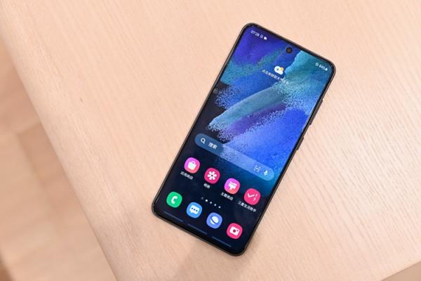 三星Galaxy S21 FE國行版釋出，搭載驍龍888處理器，4599元起