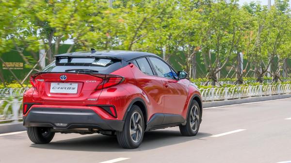 省錢是被動技能，試駕豐田C-HR雙擎