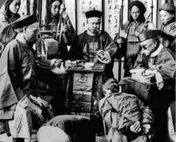 罕見晚清照片：生活在水深火熱下的人民，看見讓人心疼