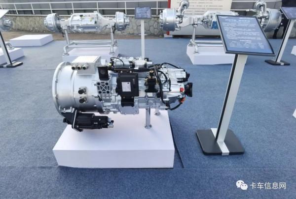 傳統與新能源通吃！中國重汽2022年58款主力產品搶先看