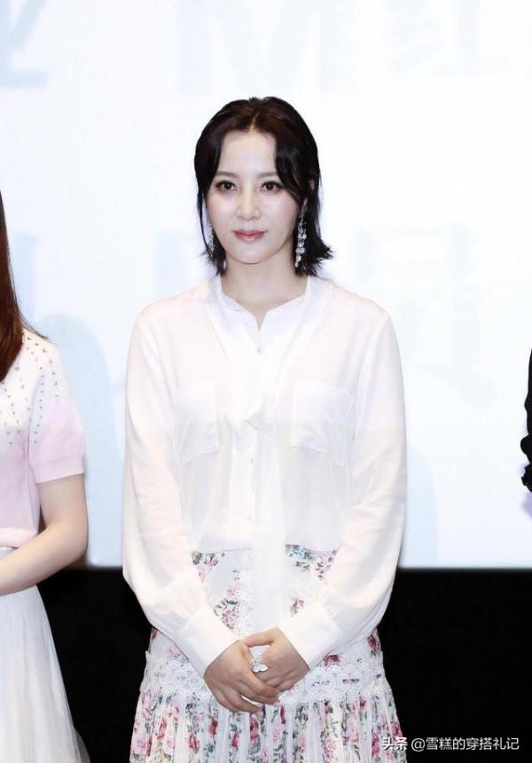 若你今年50歲，建議別留長卷發了，顯老！試試這3種短髮，真時尚