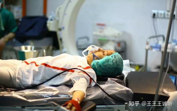 無國界醫生自述：並肩工作的阿富汗同事，被美軍炸死了