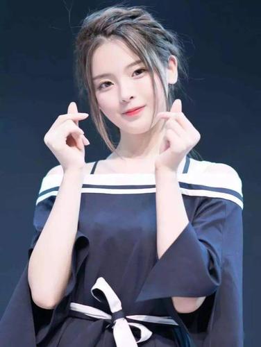 楊超越，工廠女工的逆襲之路，選對了路比努力更重要