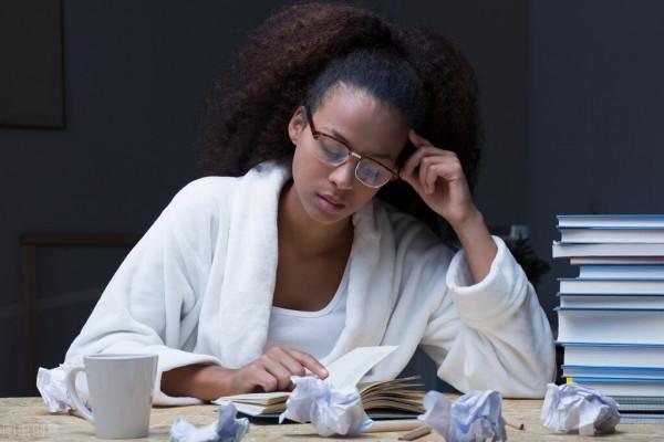 59歲的養生專家,因腸癌去世,為何生活健康的人也會患癌? 59歲的養生專家,因腸癌去世,為何生活健康的人也會患癌?