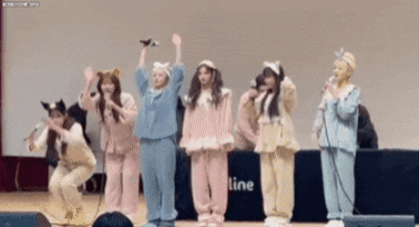 中國藝人不肯向韓國觀眾下跪，韓網友集體抵制，要她“滾回中國”