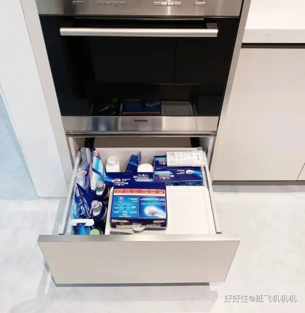 服！沒有沙發電視，60㎡住出120㎡的通透感