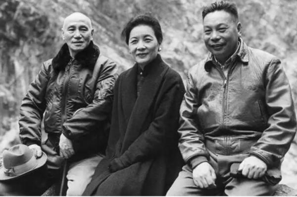 毛人鳳淒涼晚景，親家譏諷下屬不願上門，得病不信醫生被遊醫治死