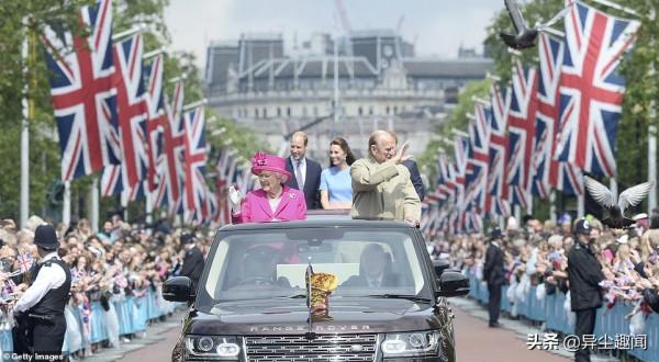 難得一見的英國女王伊麗莎白二世的72張老照片 難得一見的英國女王伊麗莎白二世的72張老照片