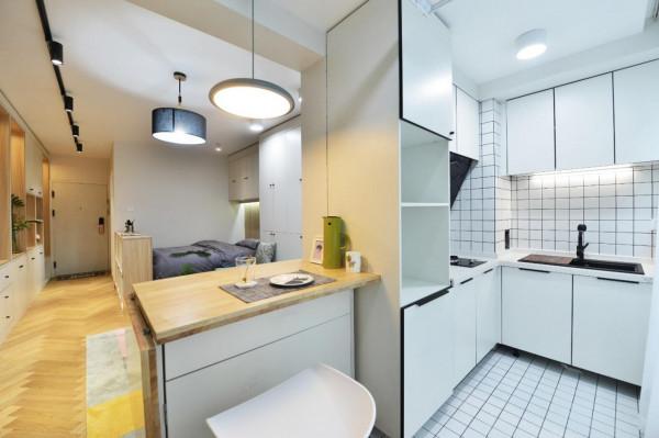 北漂小姑娘的30㎡新家，小如鼠窩，她卻說：一個人住，真舒服